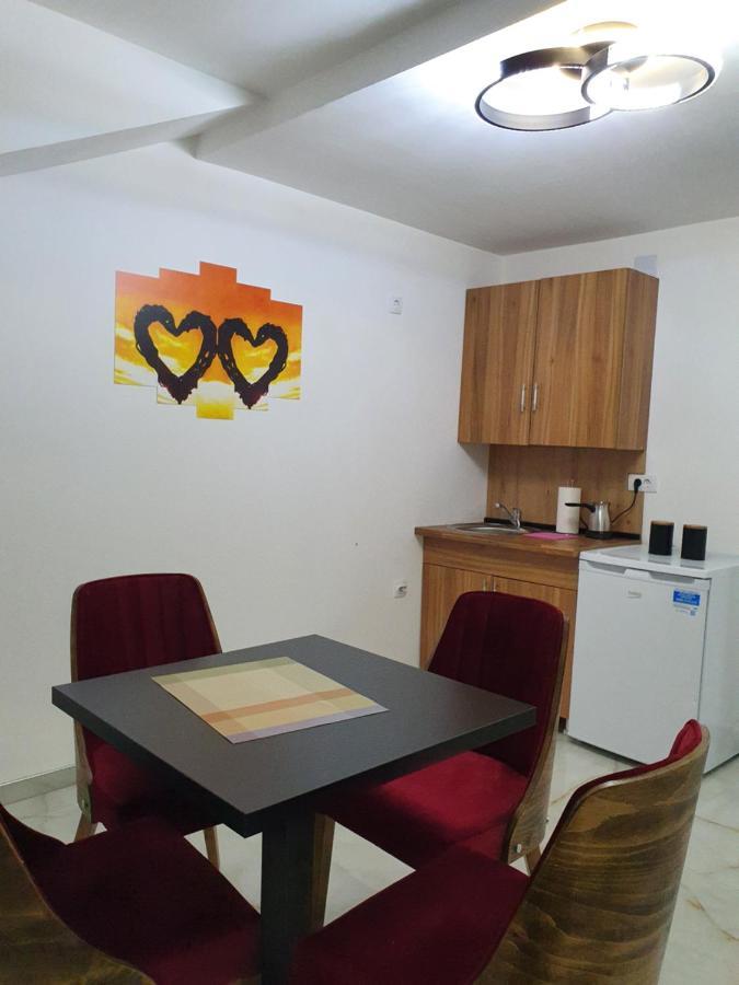 נובי פאזאר Apartmani Parice מראה חיצוני תמונה