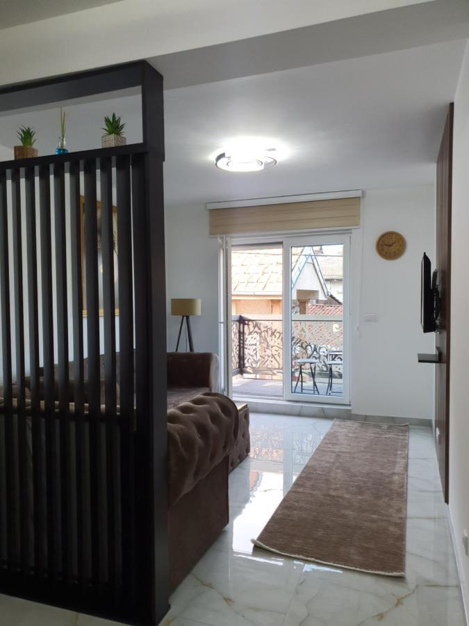 נובי פאזאר Apartmani Parice מראה חיצוני תמונה