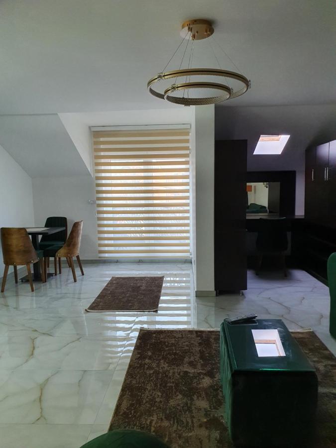 נובי פאזאר Apartmani Parice מראה חיצוני תמונה