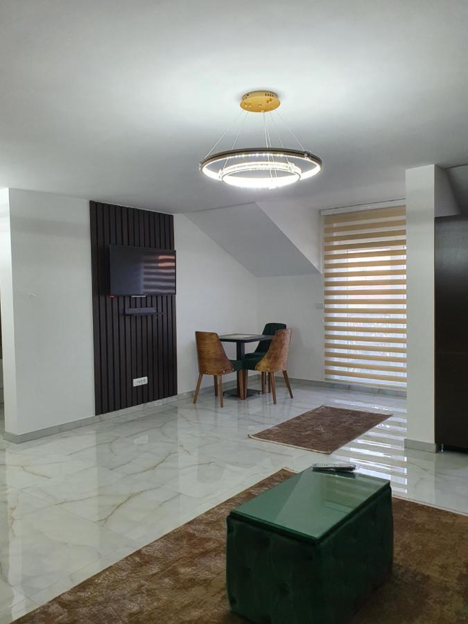 נובי פאזאר Apartmani Parice מראה חיצוני תמונה