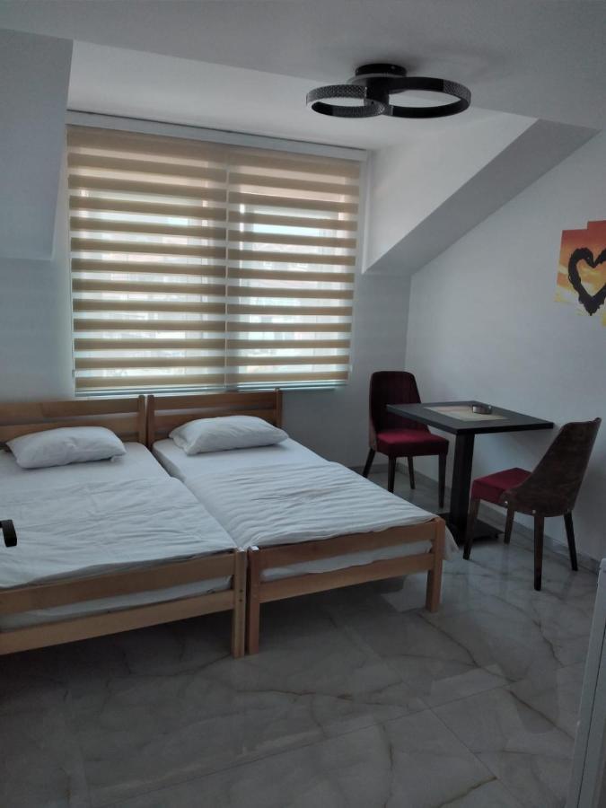 נובי פאזאר Apartmani Parice מראה חיצוני תמונה